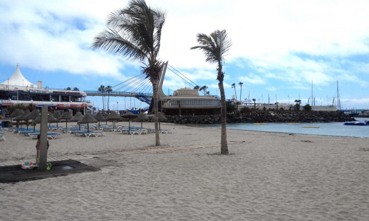 Review of Playa de Puerto Colon (Playa La Pinta) - Tenerife beach